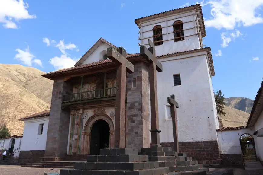 Iglesia de San Pedro de Andahuaylillas en el tour Valle Sur de Cusco.